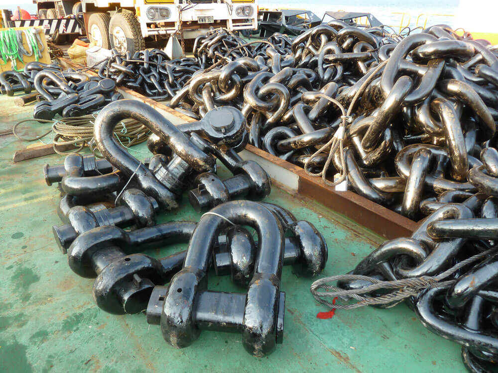 Stud link chain & Shackles